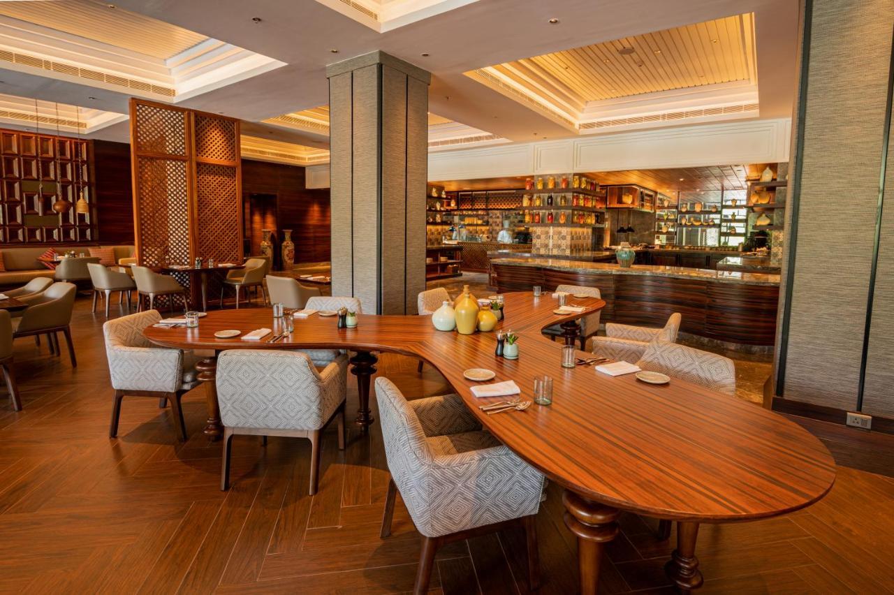 Hyatt Regency Kathmandu Hotel Eksteriør billede