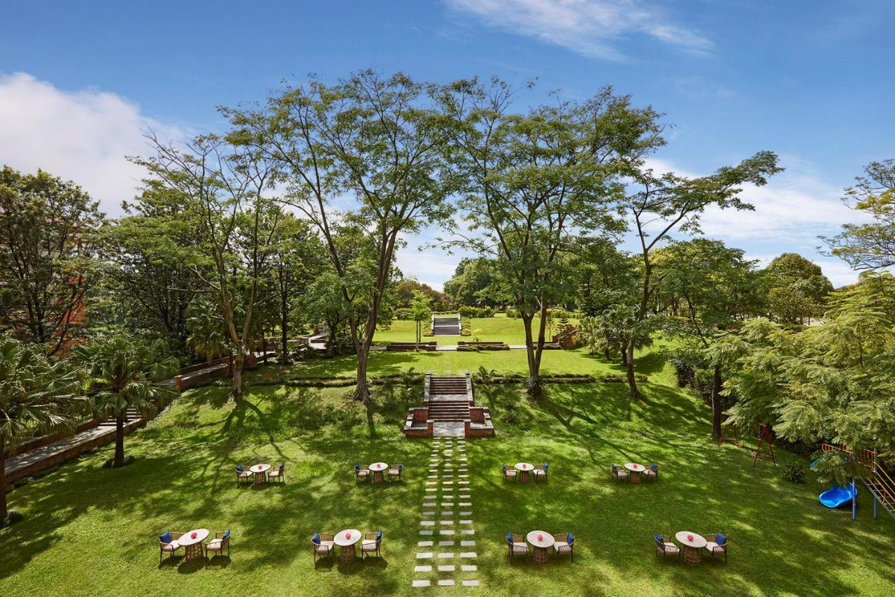 Hyatt Regency Kathmandu Hotel Eksteriør billede